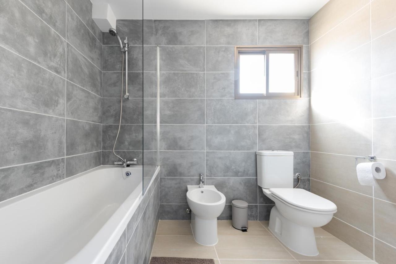 לימסול Sun City Apartment מראה חיצוני תמונה